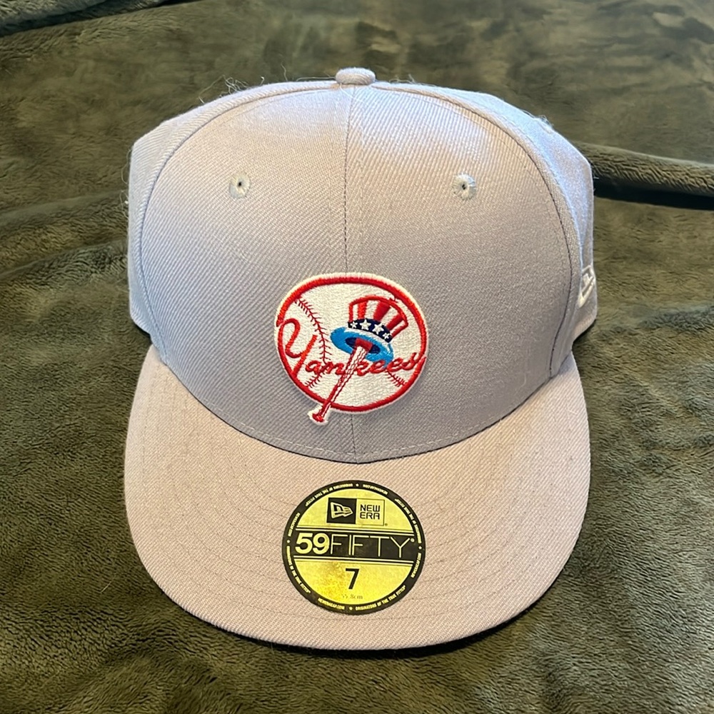 New era Yankees hat never worn size 7